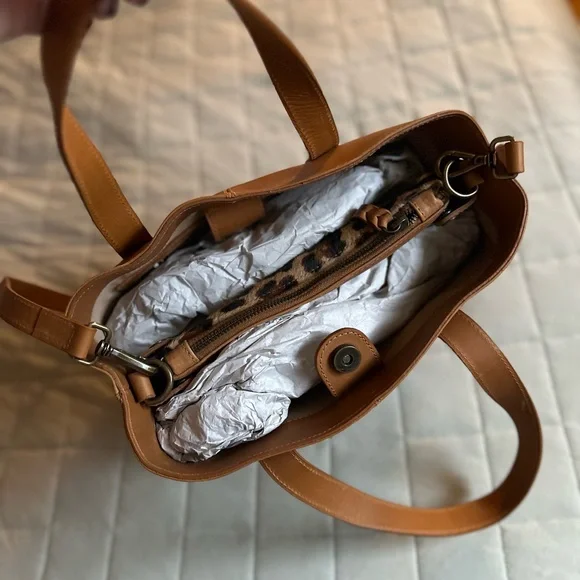 ABLE Annie Bag - Picture 3 of 6